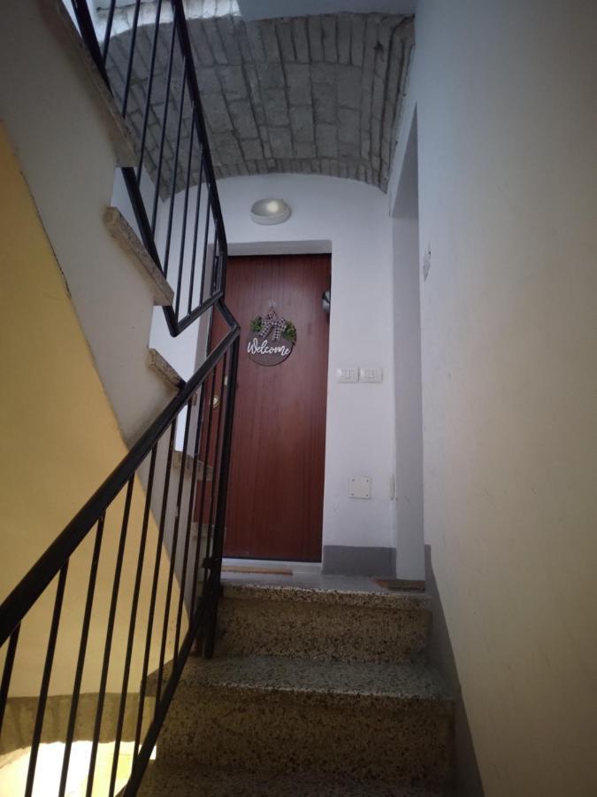 Guazzo Apartment - Self Check-In Парма Екстериор снимка